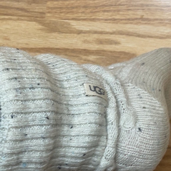 UGG Shaye Woman’s Boot Socks - Picture 11 of 15